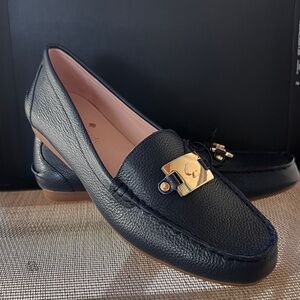 Woman’s kate spade loafers size 7